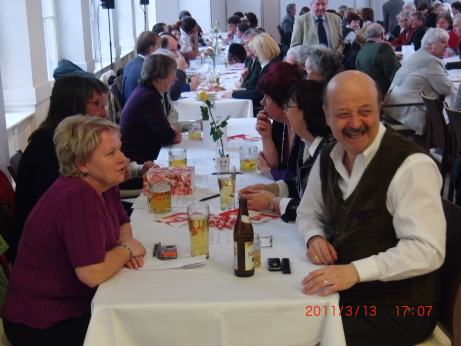 CIMG0246_im Saal-13 die Wiener Fangruppe.jpg